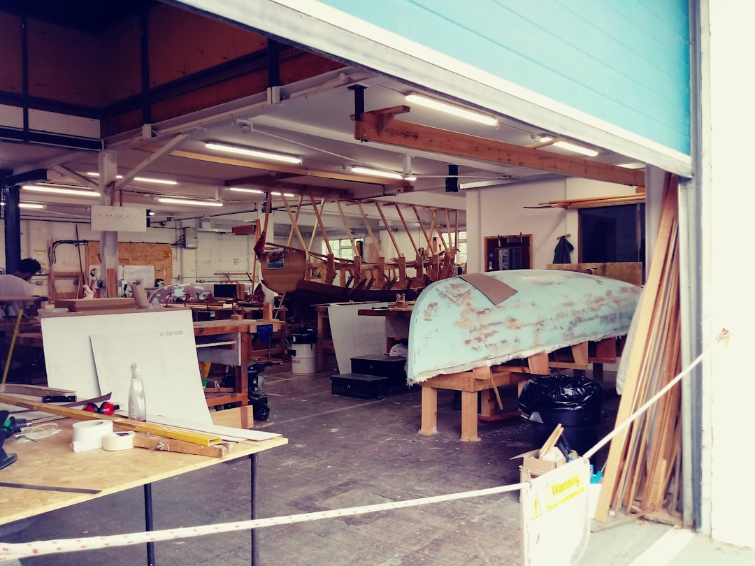 crafts workshop layout